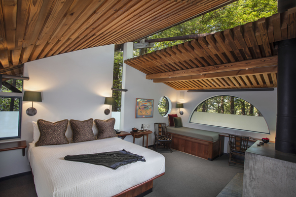 Butterfly Room interior